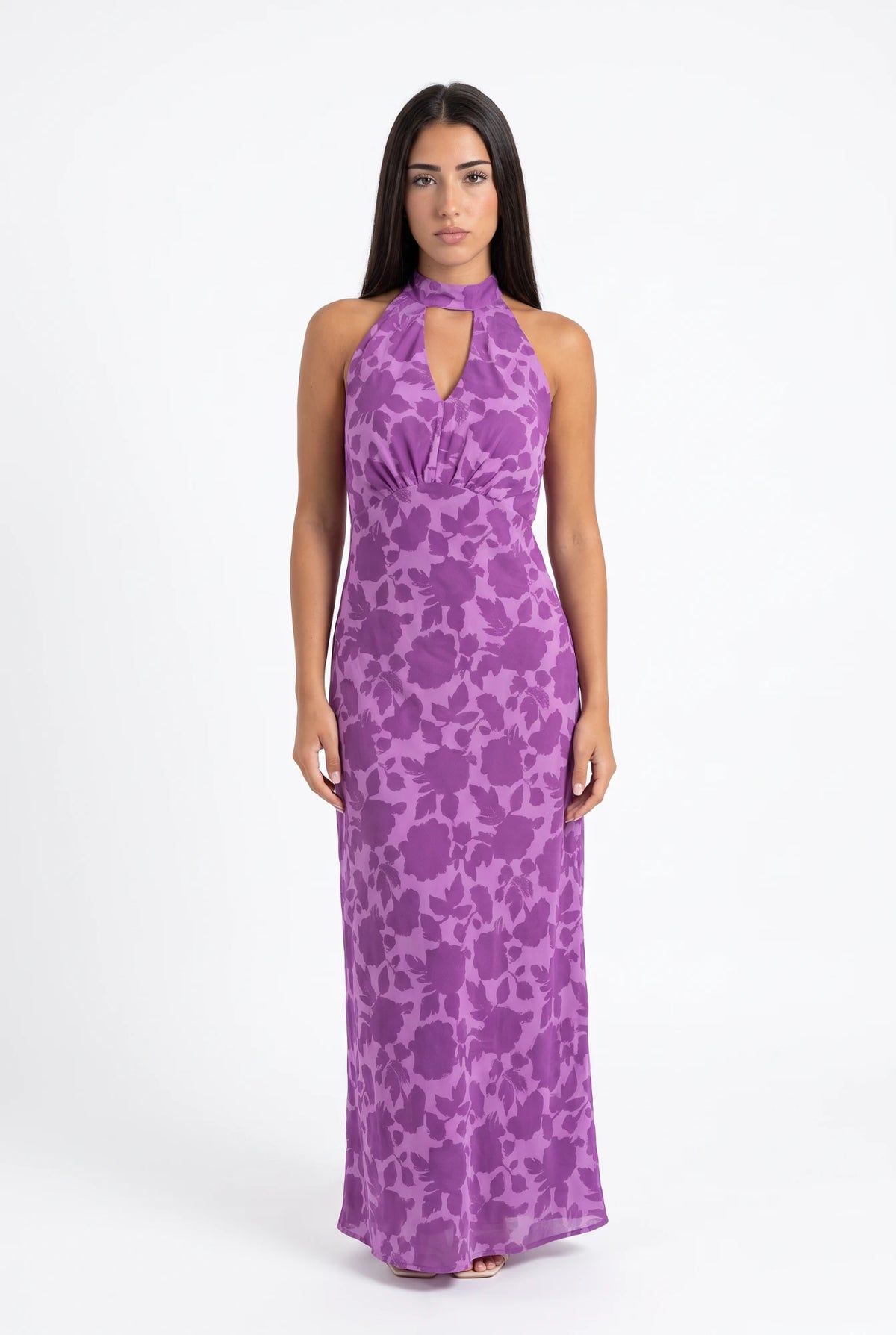 Nara Halter Dress - look completo de frente